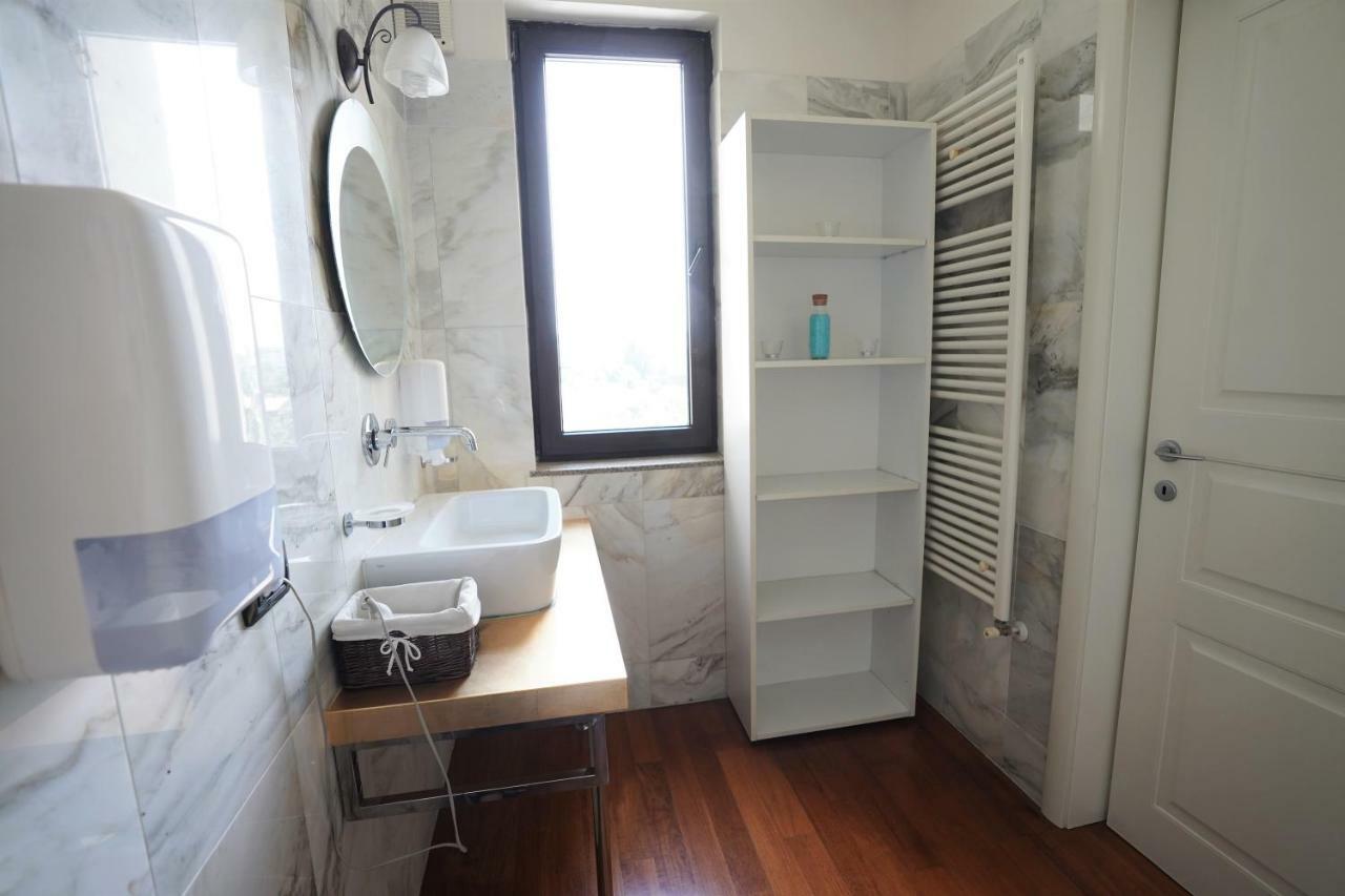 City Center Premium Apartments ブカレスト エクステリア 写真
